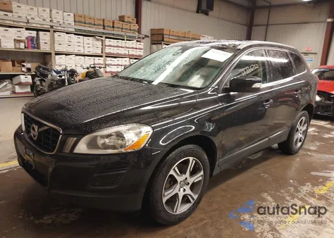 2011 Volvo Xc60 T6 from USA, damaged, VIN YV4902DZ6B2206455